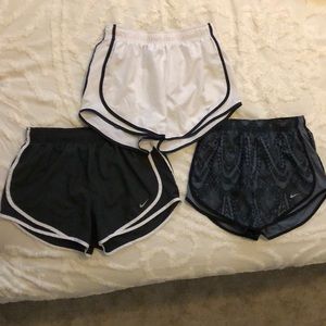 Nike Shorts (M) Lot